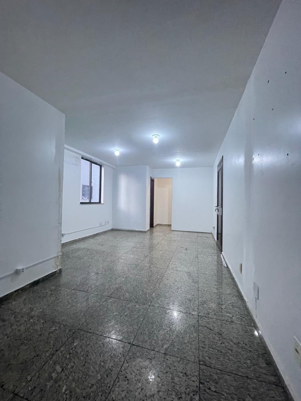 Sala Comercial no Edifício Alpha Center na